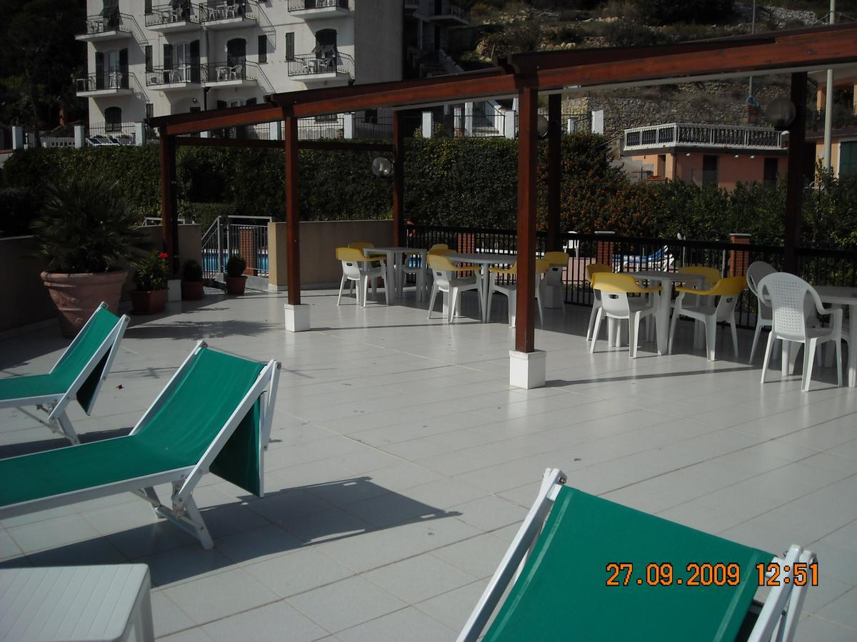 Hotel Liliana Andora Citr 9006-0004 Екстериор снимка